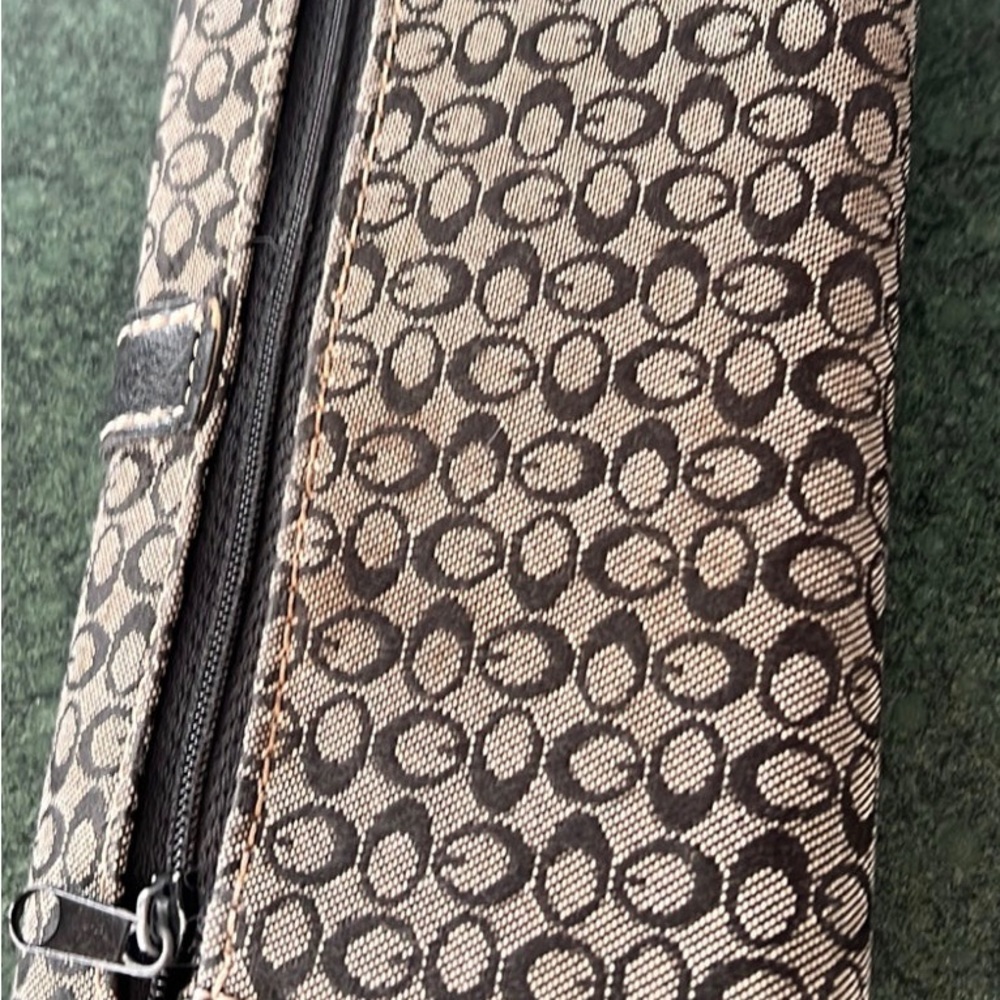 WALLET - Picture 2 of 3